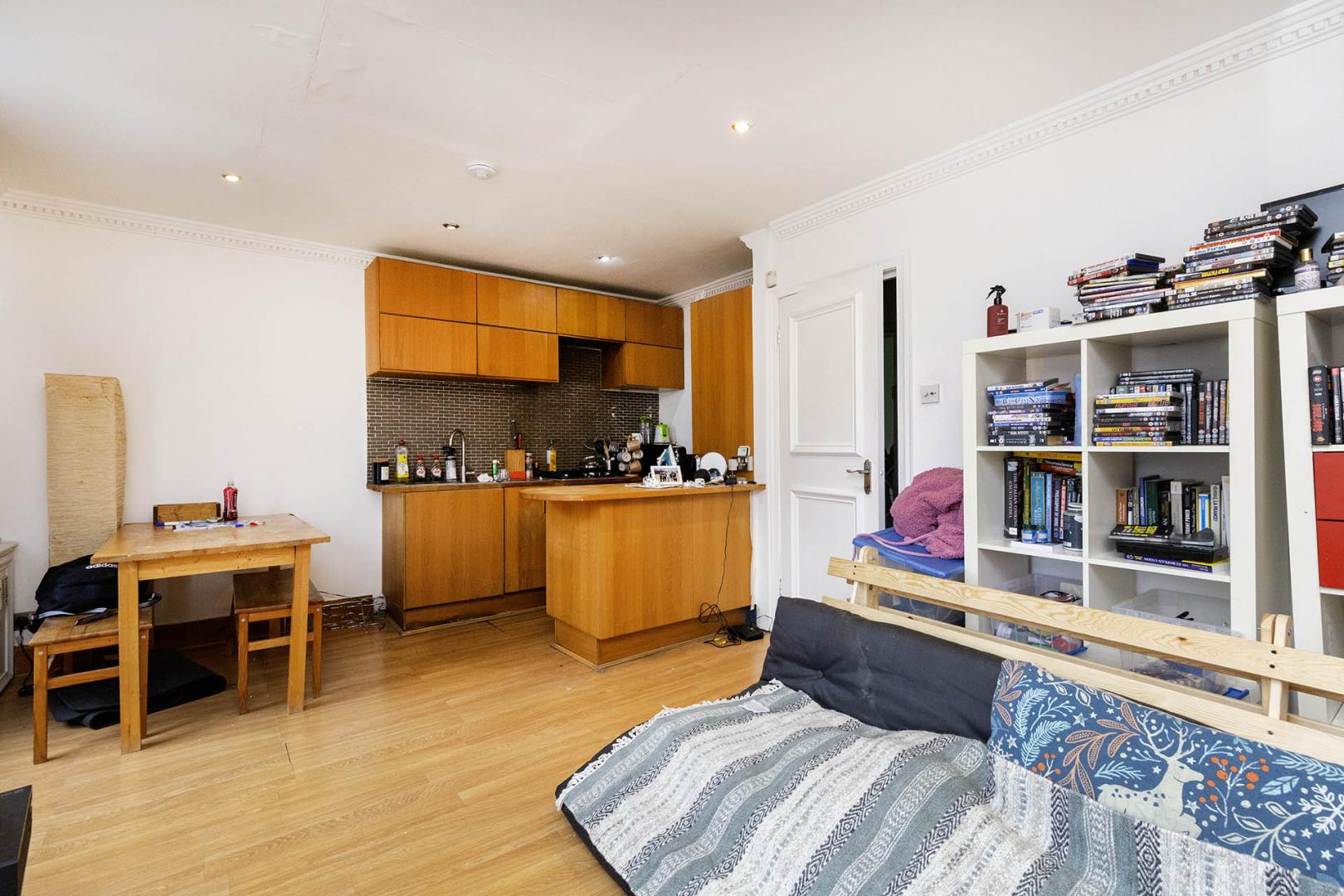 			1 Bedroom, 1 bath, 1 reception Flat			 Malvern Road, Maida Vale